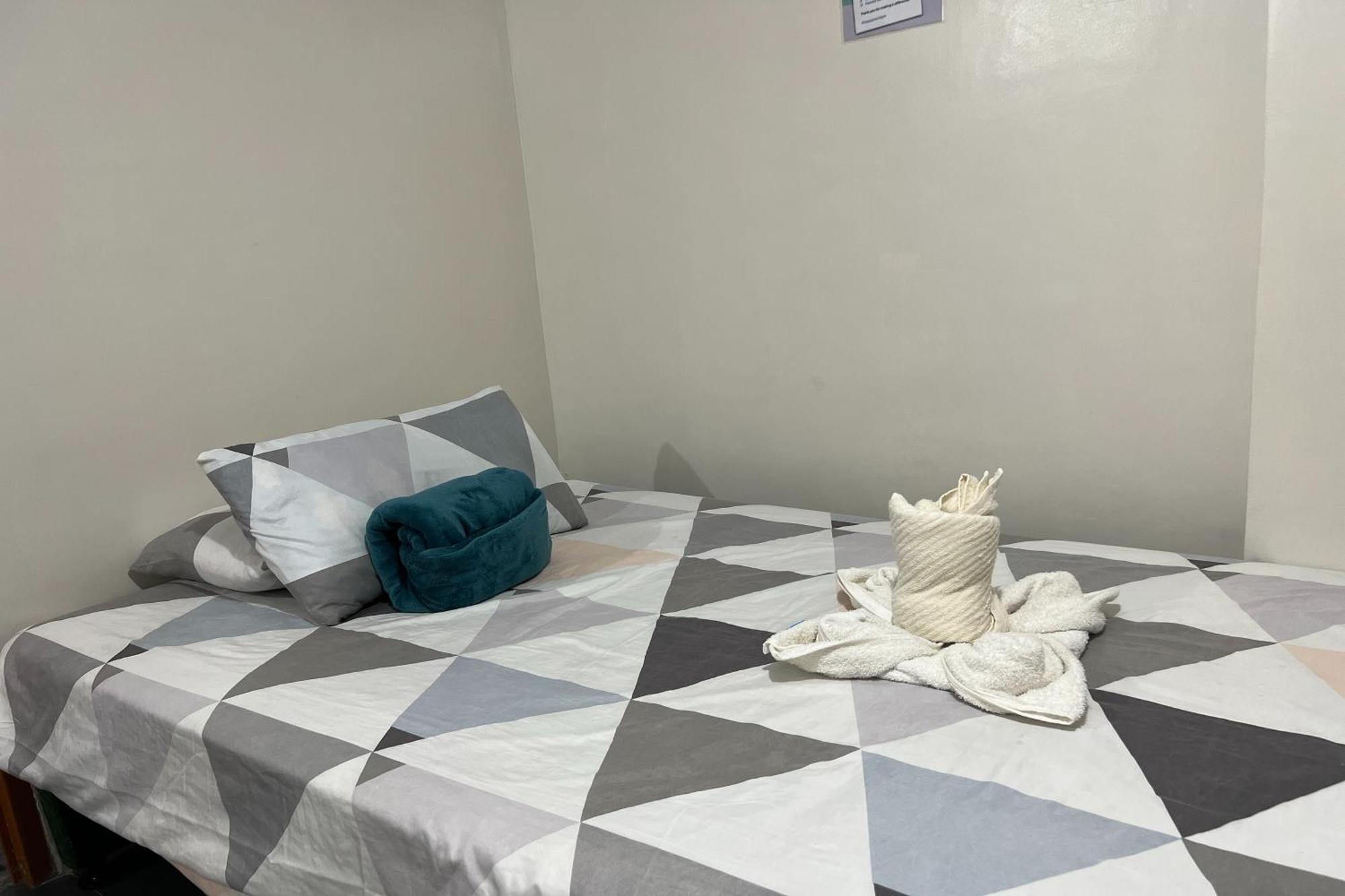 Happy Grey Hotel Віган Екстер'єр фото